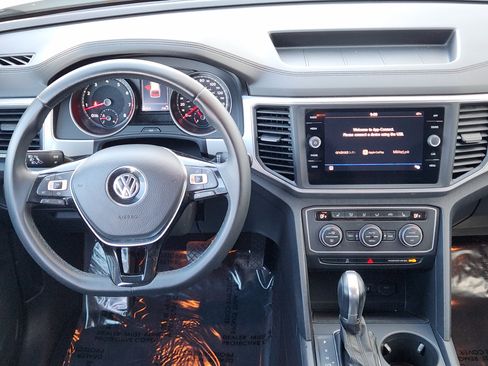 Used 2019 Volkswagen Atlas SE image 28