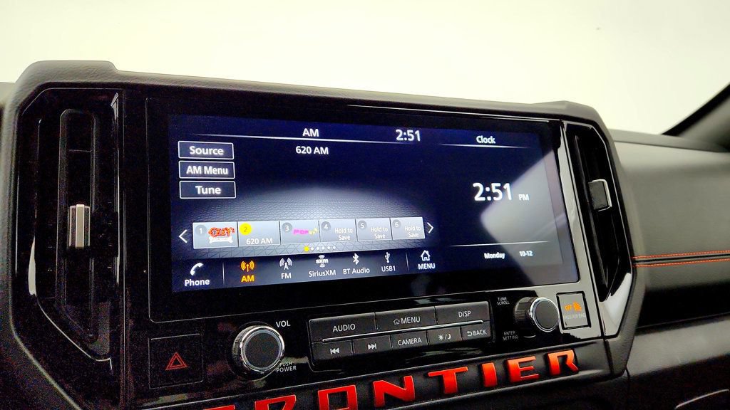 Used 2025 Nissan Frontier Pro-X RWD image 17