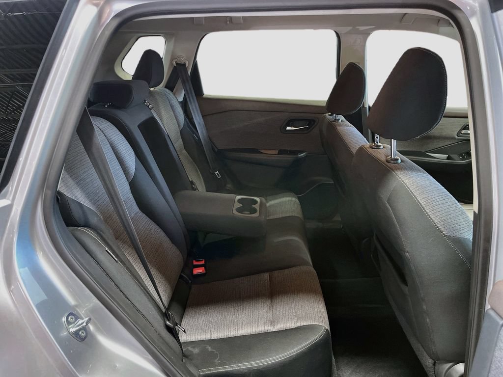 Used 2021 Nissan Rogue SV AWD/4WD image 24