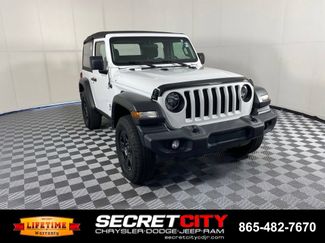 Used 2021 Jeep Wrangler Sport AWD/4WD video 1