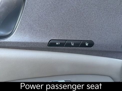 Certified 2026 Kia Carnival EX image 20