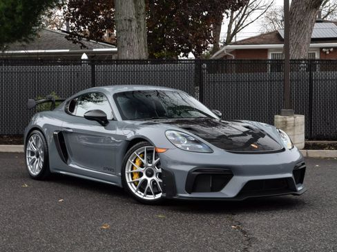 Used 2024 Porsche 718 Cayman GT4 RS image 2