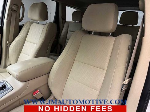 Used 2021 Jeep Grand Cherokee Laredo AWD/4WD image 13