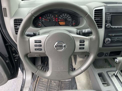 Used 2017 Nissan Frontier S image 24