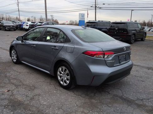 Certified 2023 Toyota Corolla LE image 5