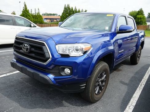 Used 2023 Toyota Tacoma SR5 w/ Technology Package AWD/4WD image 6