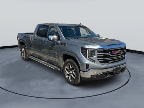 Used 2024 GMC Sierra 1500 SLT w/ SLT Premium Plus Package AWD/4WD image 2