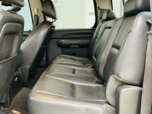 Used 2013 Chevrolet Silverado 3500 LT w/ Interior Plus Package image 15