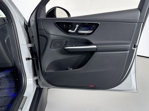 New 2026 Mercedes-Benz GLC 300 image 23