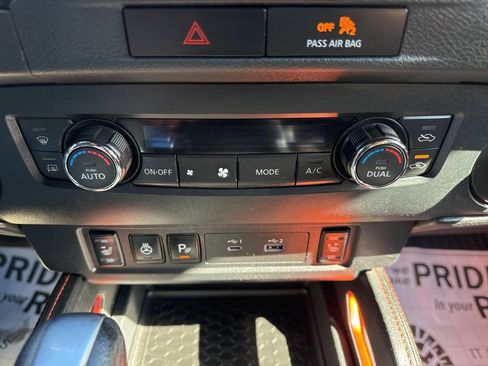 Used 2022 Nissan Frontier PRO-4X image 24
