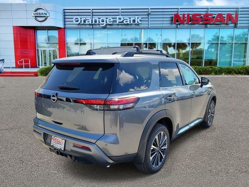 New 2026 Nissan Pathfinder Platinum w/ Cargo Package image 2