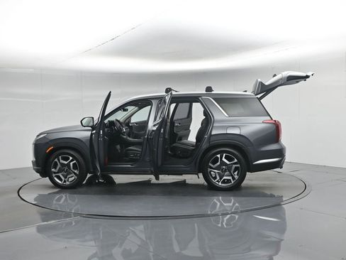 Used 2023 Hyundai Palisade Limited w/ Cargo Package AWD/4WD image 42