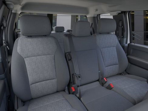 New 2026 Ford F550 4x4 Supercab Super Duty image 10