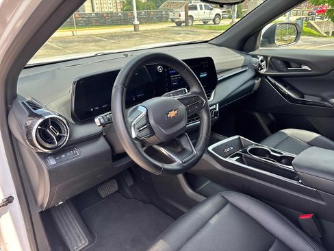 Used 2025 Chevrolet Equinox LT w/ Convenience Package II AWD/4WD image 13