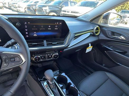 New 2026 Chevrolet Trax ACTIV w/ Driver Confidence Package FWD image 5