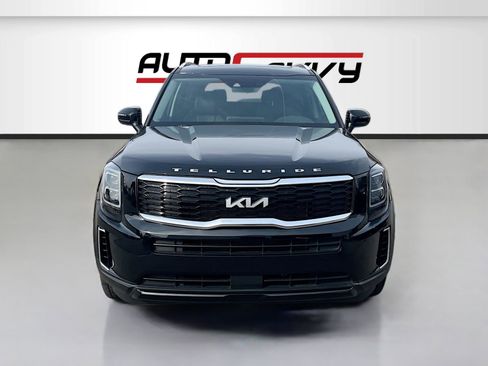 Used 2022 Kia Telluride EX w/ EX Premium Package FWD image 2