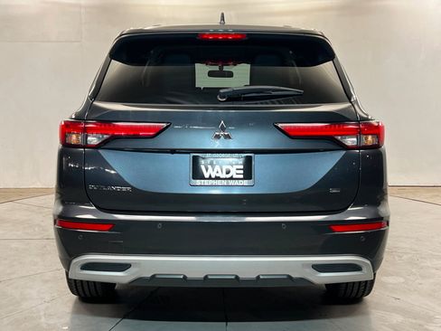 Used 2024 Mitsubishi Outlander FWD image 4