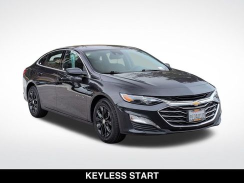 Used 2023 Chevrolet Malibu LT FWD image 2