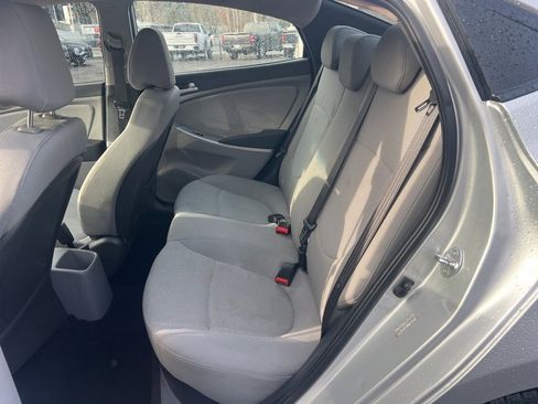 Used 2014 Hyundai Accent GLS image 7