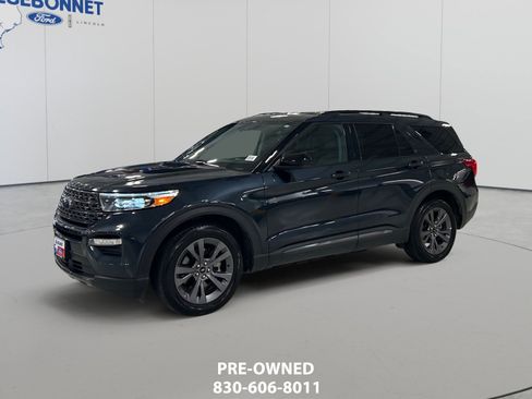 Certified 2023 Ford Explorer XLT w/ Equipment Group 202A RWD image 1