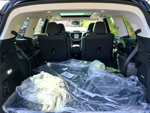New 2025 Subaru Ascent Touring image 25
