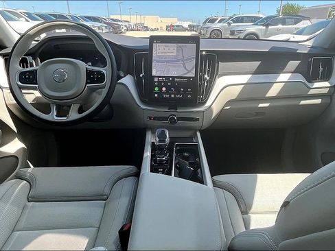 New 2026 Volvo XC60 B5 Ultra w/ Protection Package Premier image 8