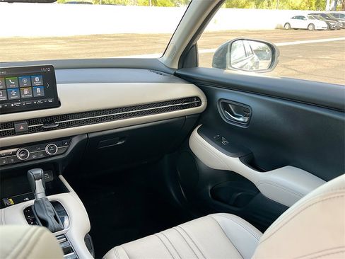 Used 2025 Honda HR-V EX-L image 23