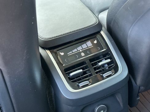 Used 2023 Volvo XC90 T8 Plus w/ Protection Package Premier AWD/4WD image 13