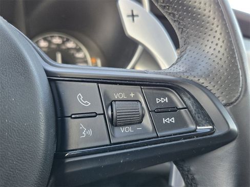 Used 2023 Alfa Romeo Giulia Veloce image 22