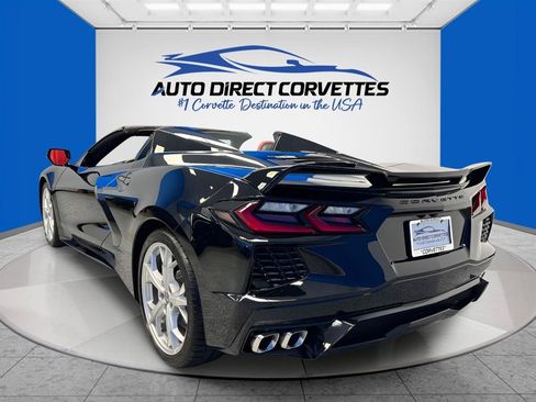 Used 2022 Chevrolet Corvette Stingray Preferred Conv w/ Z51 Performance Package RWD image 10