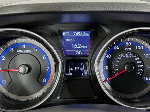 Used 2014 Hyundai Elantra GT FWD image 18