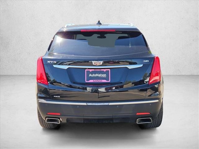 Used 2017 Cadillac XT5 Luxury w/ Driver Awareness Package AWD/4WD image 7
