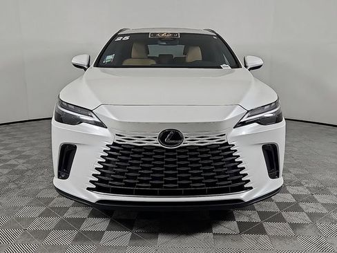 Used 2025 Lexus RX 350 Premium w/ Accessory Package (Z1) FWD image 2