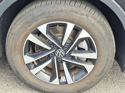 Used 2023 Volkswagen Tiguan S w/ IQ.Drive Package FWD image 9