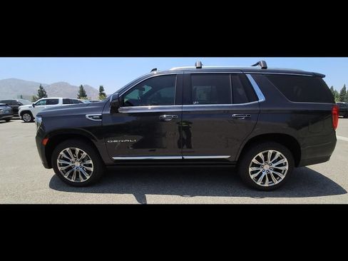 Used 2023 GMC Yukon Denali w/ Max Trailering Package AWD/4WD image 8