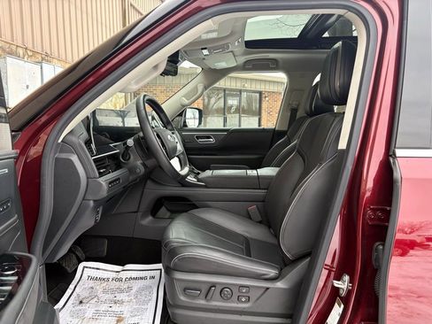 Used 2025 INFINITI QX80 Sensory image 20