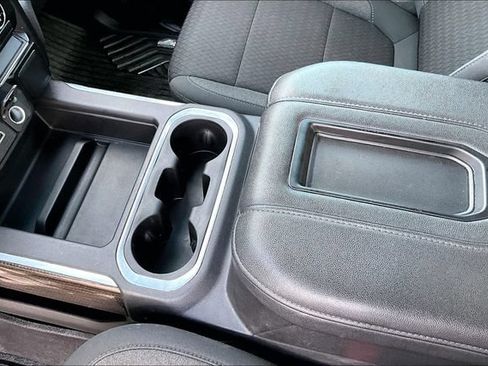 Used 2022 Chevrolet Silverado 1500 LT Trail Boss AWD/4WD image 19
