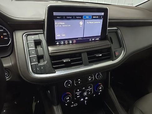 Used 2021 Chevrolet Tahoe LT w/ LT Signature Package AWD/4WD image 25