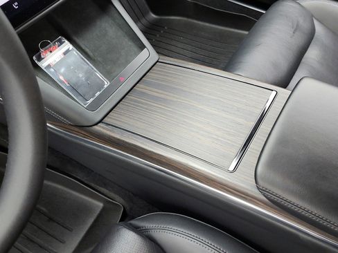 Used 2022 Tesla Model S AWD/4WD image 11