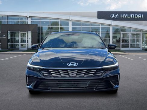 New 2026 Hyundai Elantra Sport FWD image 12