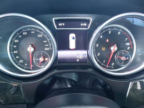 Used 2018 Mercedes-Benz GLS 450 4MATIC w/ Premium Package image 18