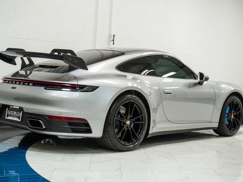 Used 2024 Porsche 911 Carrera image 6