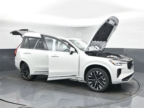 New 2026 Volvo XC90 B6 Ultra image 54