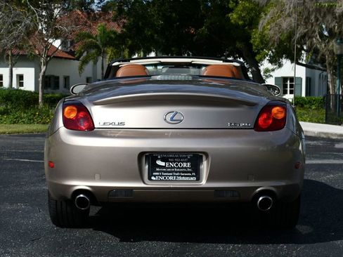 Used 2005 Lexus SC 430 Convertible image 36