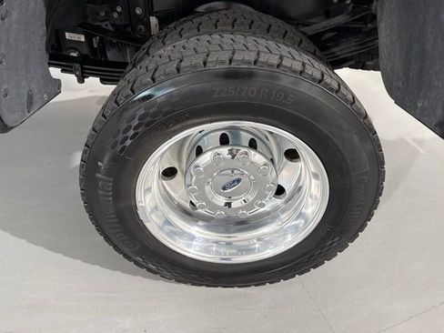 Used 2024 Ford F450 Platinum AWD/4WD image 6
