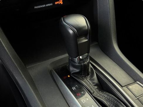 Used 2021 Honda Civic Sport image 18