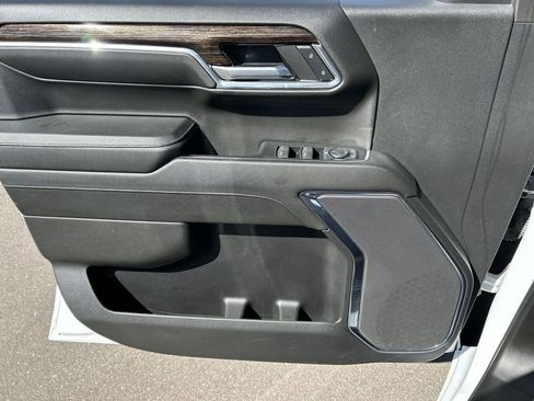 Used 2024 GMC Sierra 1500 Elevation image 22