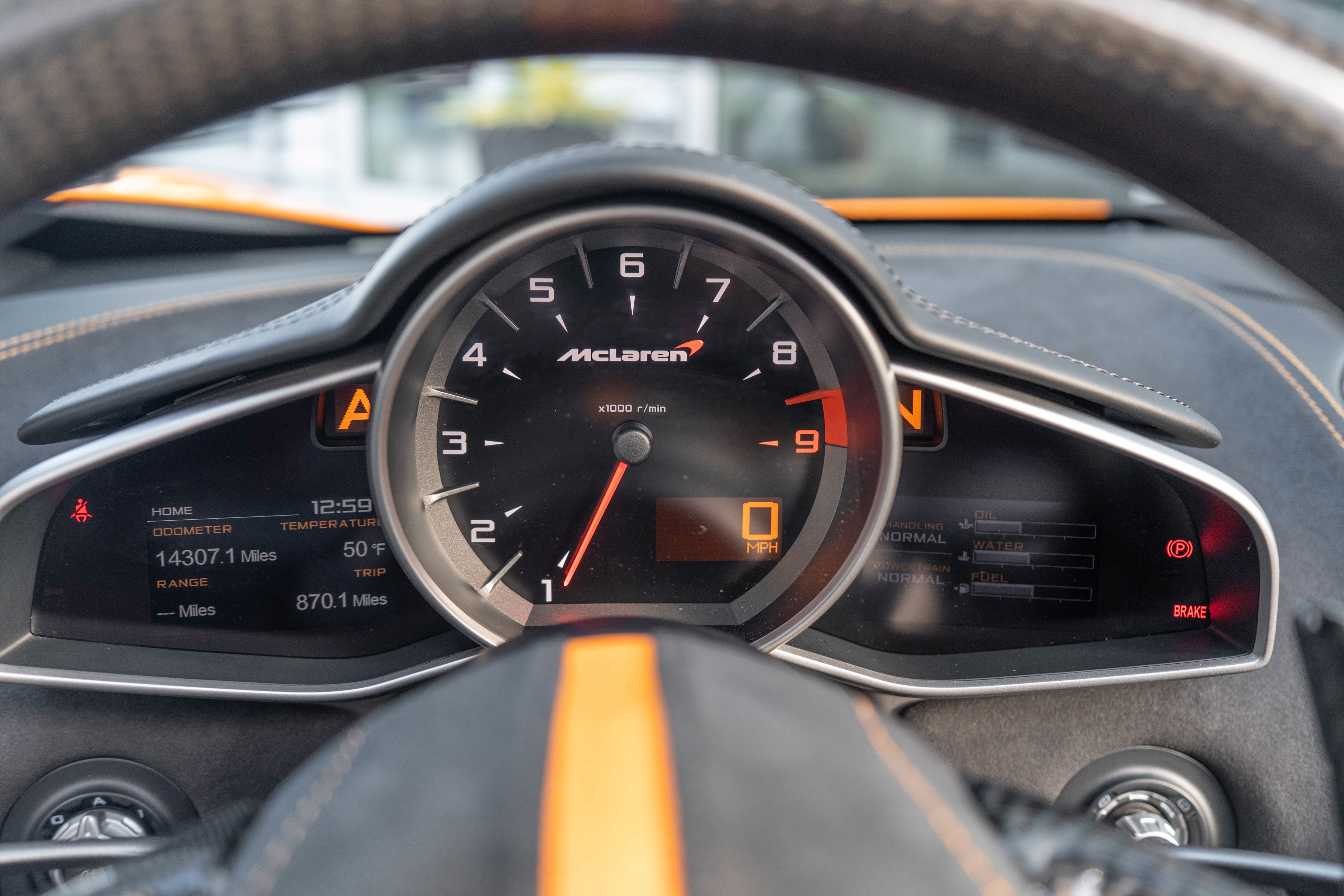 Used 2013 McLaren MP4-12C Spider RWD image 16