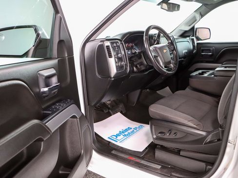 Used 2018 Chevrolet Silverado 1500 LT w/ All Star Edition image 3