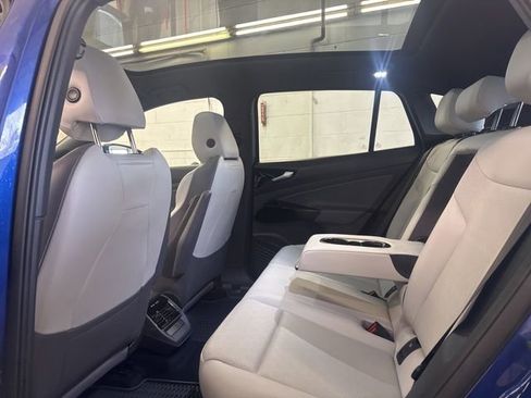 Certified 2022 Volkswagen ID.4 Pro S image 19